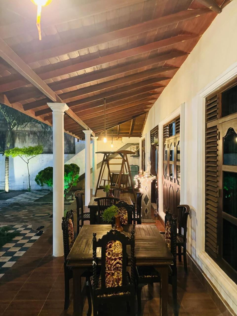 Akash Villa Talaramba Exterior photo
